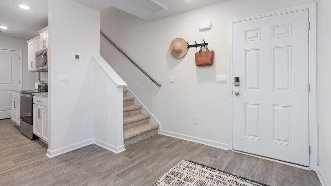 6592 Capstone Ct, Rural Hall, NC 27045 - photo 3