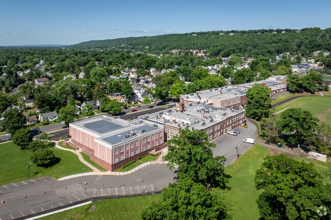 Located in North Plainfield, NJ, North Plainfield Middle School has an excellent sports program.