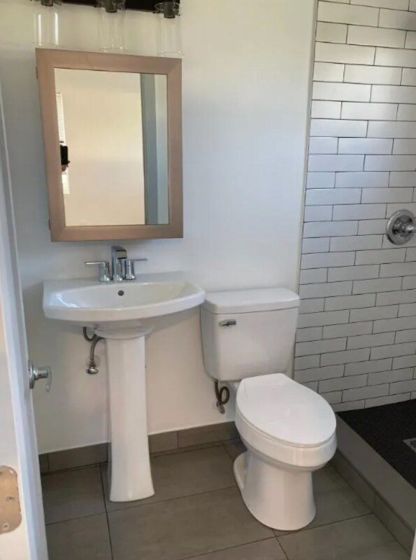 3201 Broadway unit 10, West Palm Beach, FL 33407 - photo 6