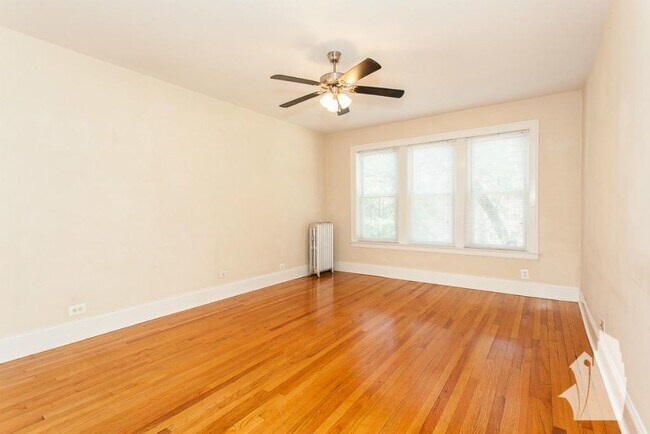 1921 W Winona St unit 3, Chicago, IL 60640 - photo 3