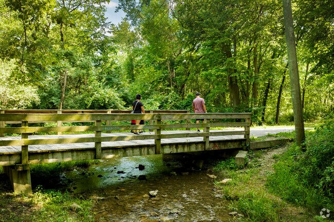 Nature is never far away in Whispering Trail, as residents keep an active outdoorsy lifestyle.