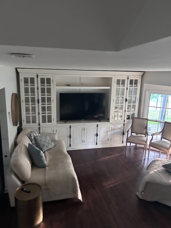 1556 Shenandoah Ln, Naperville, IL 60563