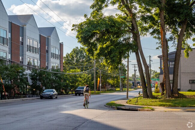 Bikers can easily get around the Greater East End-Kenwick neighborhood into Downtown Lexington.