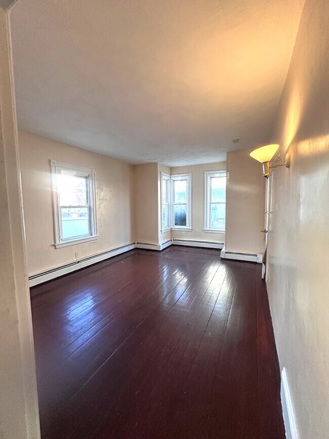 6 Young Ave unit 1, Providence, RI 02908 - photo 5