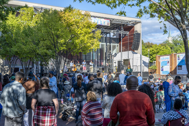 The Silver Spring Jazz Festival features live music from many jazz artists.