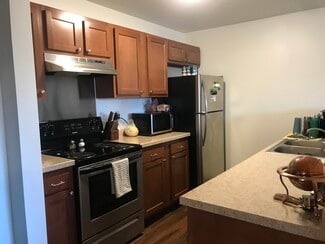 420 Vine St, West Bend, WI 53095