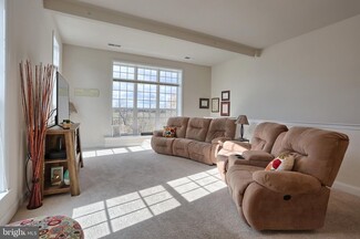 726 Whitetail Dr Unit 726, Hummelstown, PA 17036