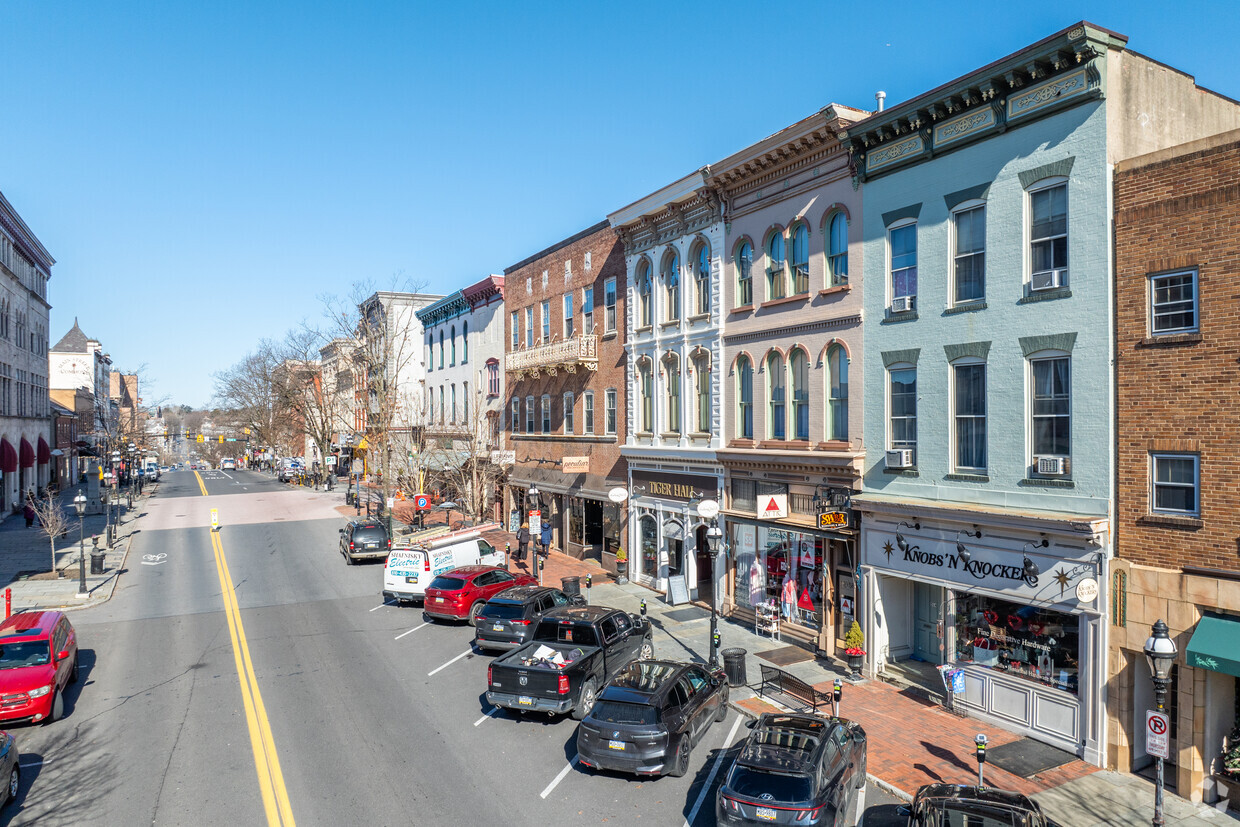 About Downtown Bethlehem | Schools, Demographics, Things to Do - Homes.com