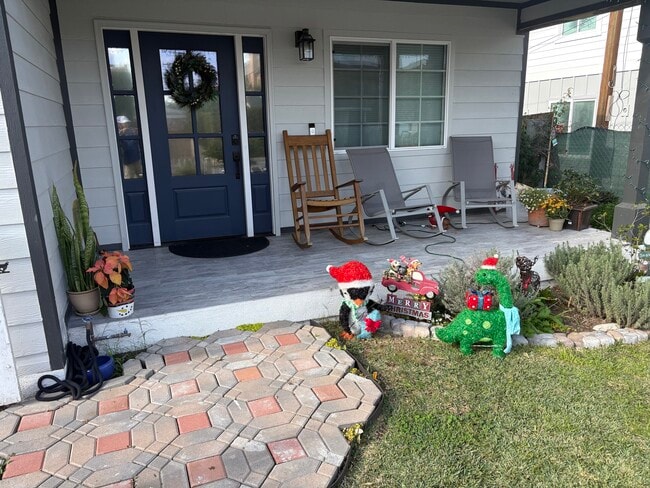 2405 Perkins Ln, Redondo Beach, CA 90278 - photo 2