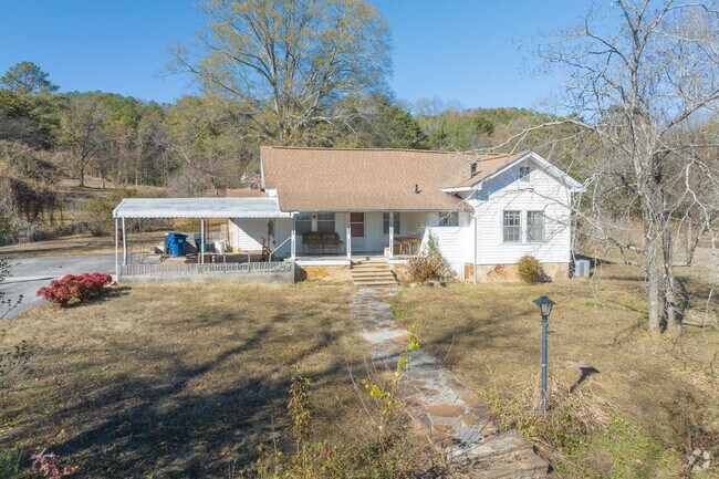 A typical farm house in Steele Alabama.