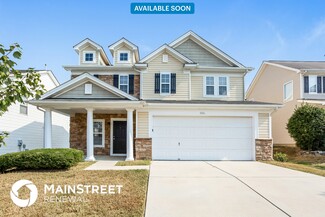 4046 Houldsworth Dr, Charlotte, NC 28213