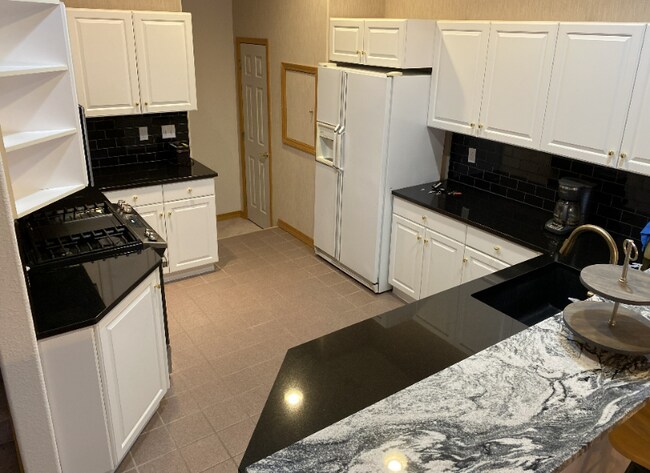 134 Juniper Bend Dr, Kalispell, MT 59901 - photo 7