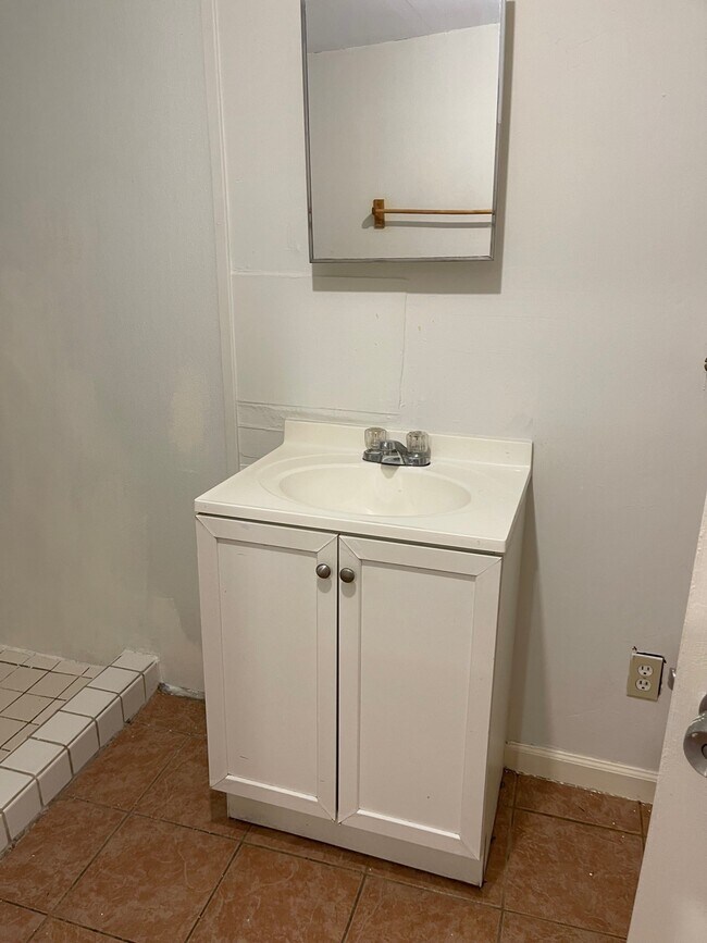 1200 E 26th St unit 1, Houston, TX 77009 - photo 3