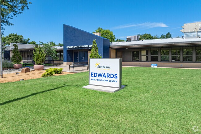 Edwards Elementary School