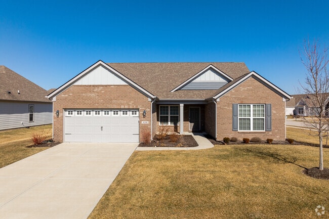 Though the median sales price in Bargersville is around $425,000, most houses are either well below or well above that figure.