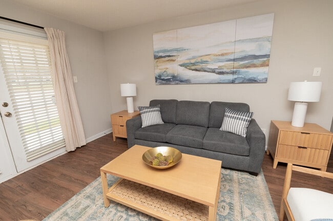 Crossings at Pinebrook, Mobile, AL 36609 - photo 3