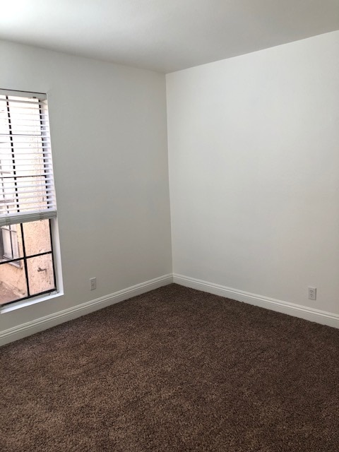 3944 Edgemoor Way, Las Vegas, NV 89121 - photo 5