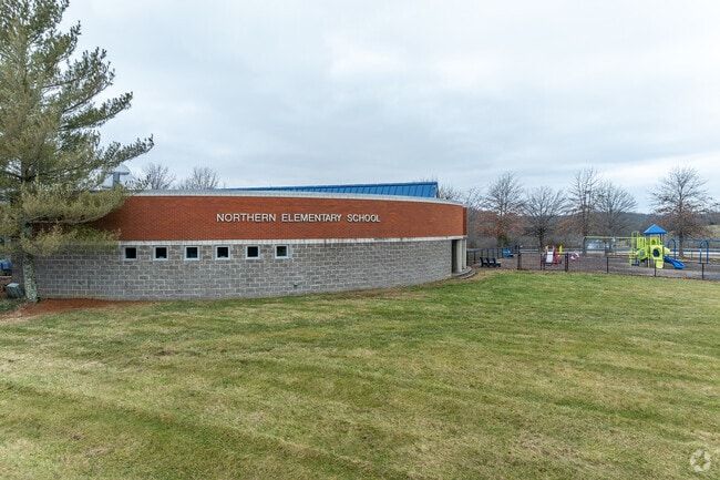 The student population of Northern Elementary School is 439 and the school serves K-5.