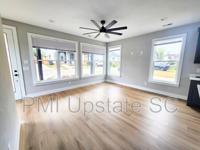 6 Dean St, Greenville, SC 29605 - photo 5