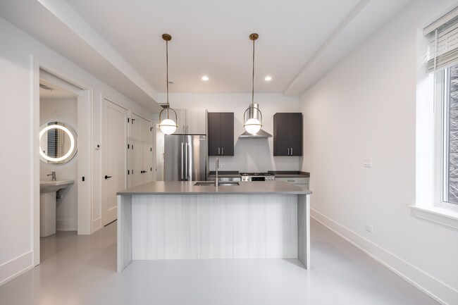 1814 W Thomas St unit 1F, Chicago, IL 60622 - photo 7