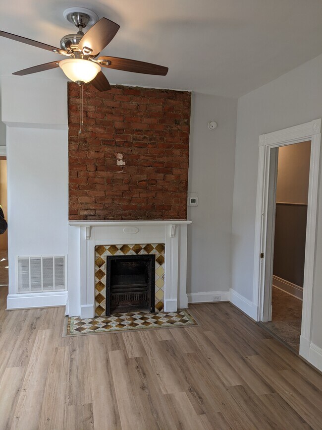 2939 Cleinview Ave unit 2, Cincinnati, OH 45206 - photo 6