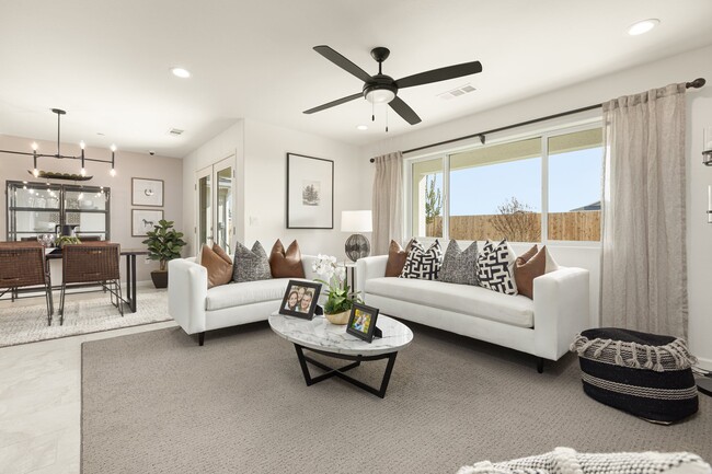 321 Pelican Dr, Delano, CA 93215 - photo 6