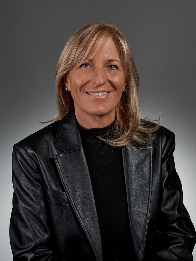 Denise Leonard