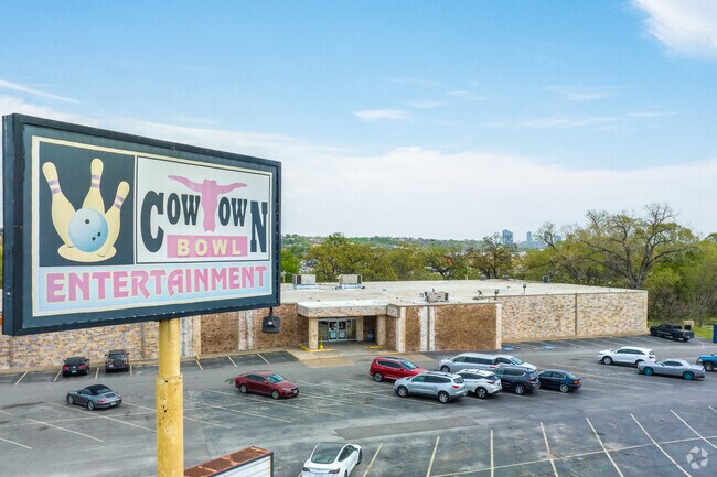 Cowtown Bowl is the center point of entertainment for those in River Oaks.