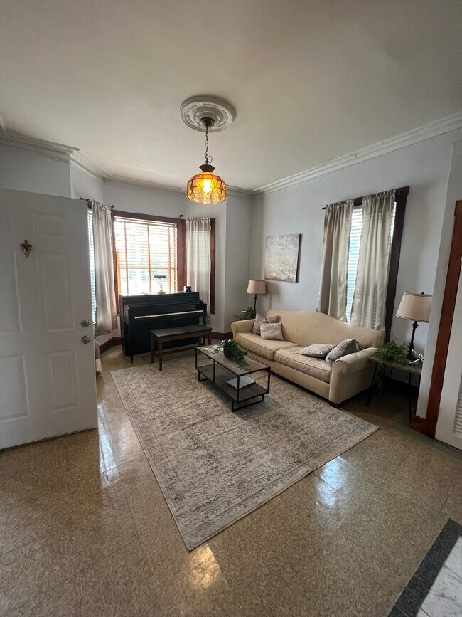 88 Walnut Ave unit 1, Roxbury, MA 02119 - photo 2