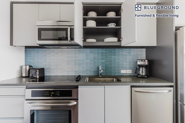 10 New St unit FL4-ID1149, Boston, MA 02128 - photo 6