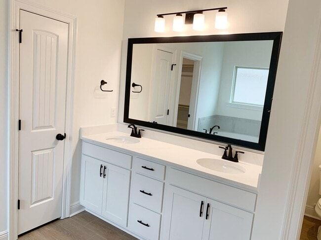 6110 Tupelo Trail, Lumberton, TX 77657 - photo 3