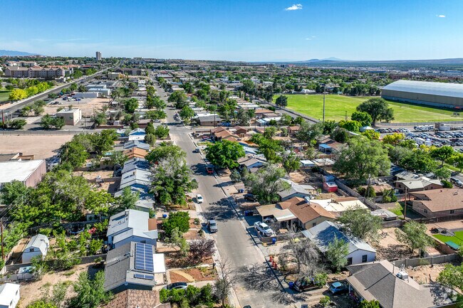 Clayton Heights-Lomas del Cielo is a beautiful neighborhood with a college-town experience.