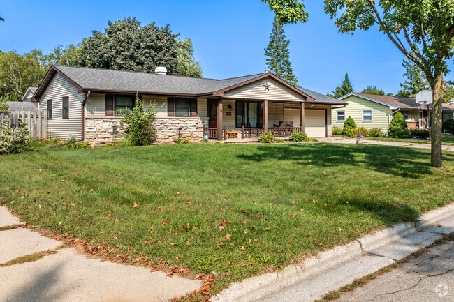 Ranch style homes line the quiet streets of MacArthur Heights.