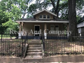 797 Carson St, Memphis, TN 38111