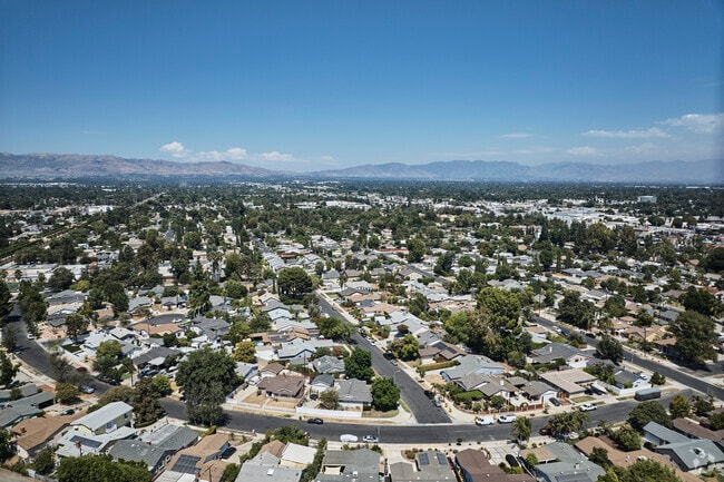 An overview of the Reseda area and the mountainous backdrop.