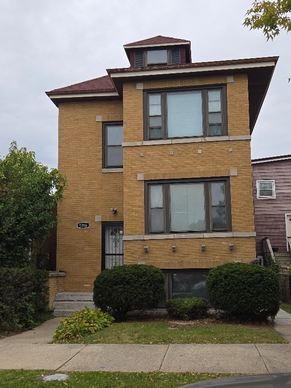 5746 W 64th Place Unit Garden, Chicago, IL 60638
