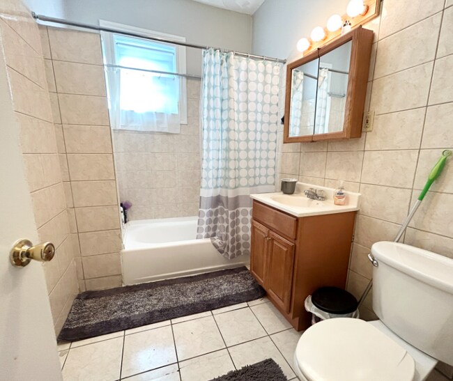 157 E Cottage St unit 3, Dorchester, MA 02125 - photo 6