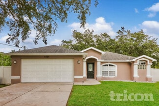 8421 Bay Dr, Spring Hill, FL 34606