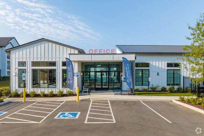 Citizen House Spring Hill Entrance