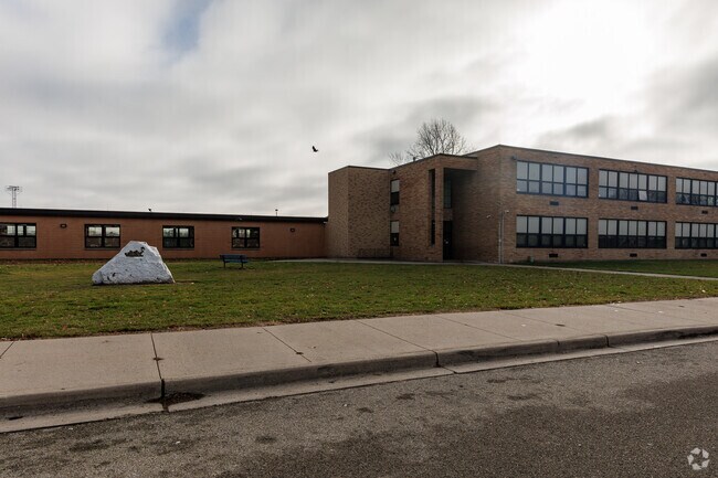 Baker Middle School has a C rating, according to Niche.