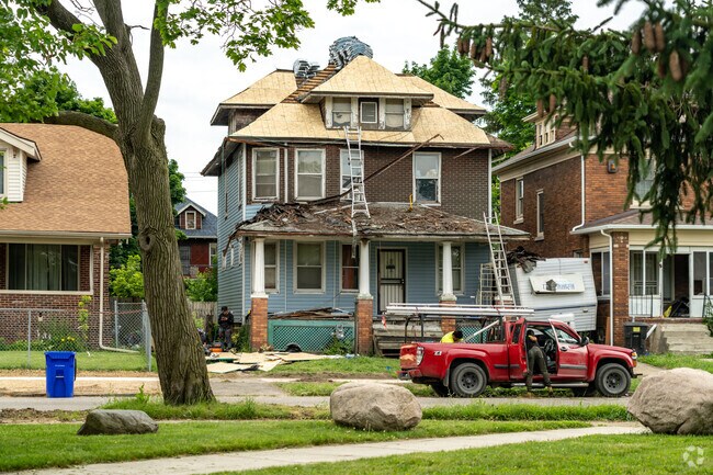 Those looking to repurpose and renovate will find ideal candidate homes in Gratiot Woods.