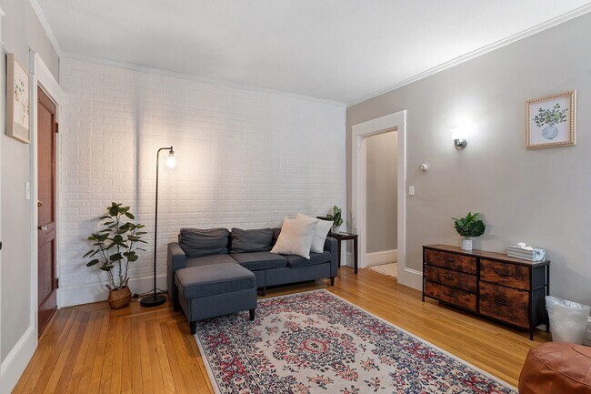 68 Walnut St unit 1S, Manchester, NH 03104 - photo 3