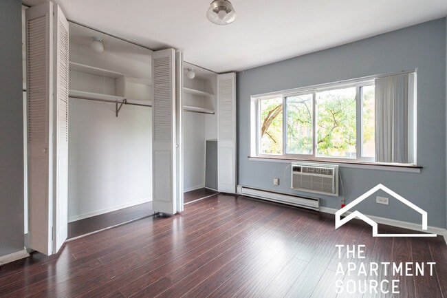 3825 N Pine Grove Ave unit 309, Chicago, IL 60613 - photo 7