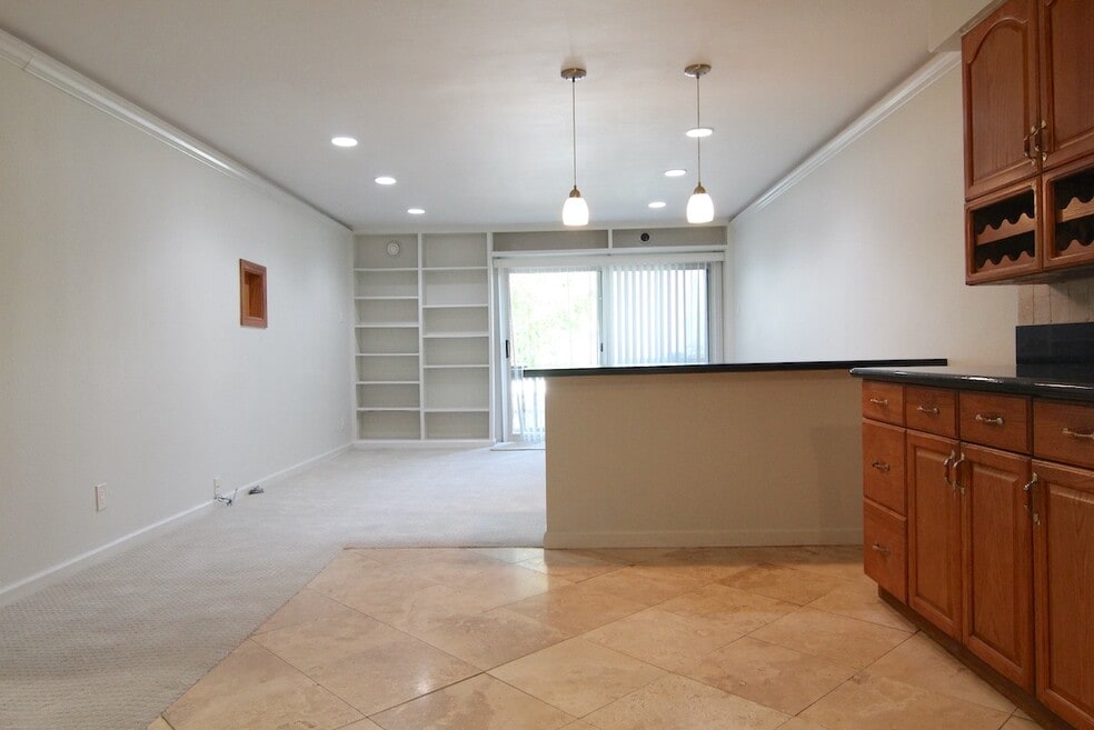 770 W Imperial Ave unit 33, El Segundo, CA 90245 - photo 1