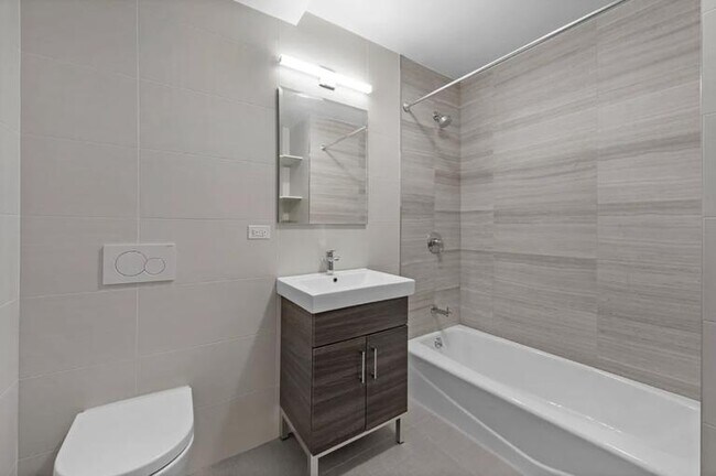 The Gemstone unit 402, New York, NY 10023 - photo 6