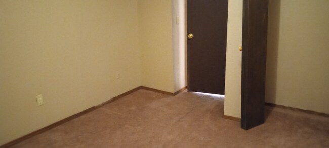 902 Cynthia St unit 37, Wilburton, OK 74578 - photo 6