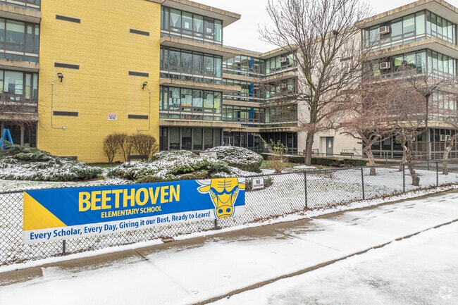 Beethoven Elementary School offers courses in Reading and Math.