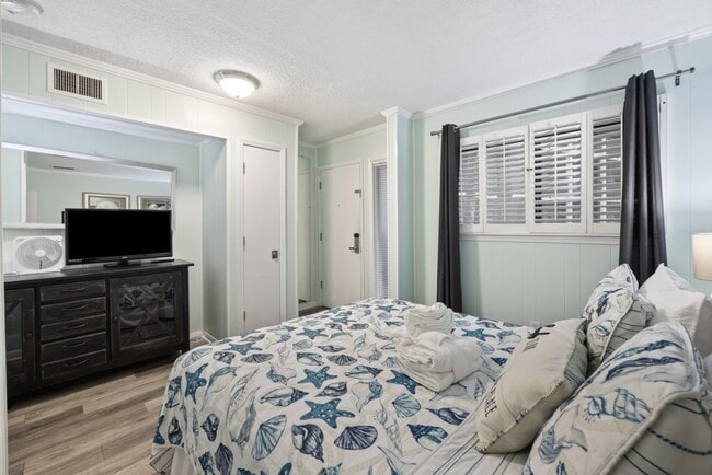 Hilton Head Condo Rentals, LLC unit 141B, Hilton Head Island, SC 29928 - photo 3