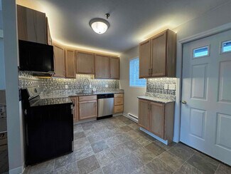 3 Cook St Unit 7, Douglas, MA 01516