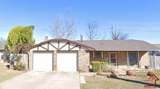 2313 NW 75th St, Lawton, OK 73505
